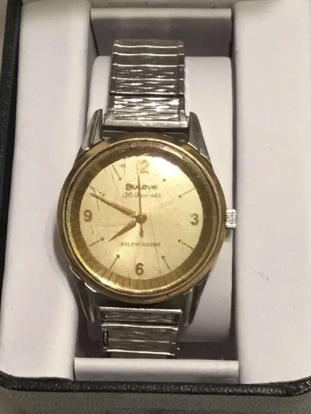 Vintage 10K gold filled Bulova self-winding wristwatch 30 jewels still works